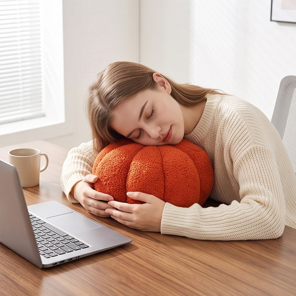 Yhmxh Soft Fluffy Pumpkin Throw Pillow, 3D Plush Sherpa Stuffed Pumpkin Cushion Decor, Cute Autumn Harvest Pumpkin Shaped Plush Toy for Sofa Couch Bed Farmhouse Thanksgiving Halloween Party Decor