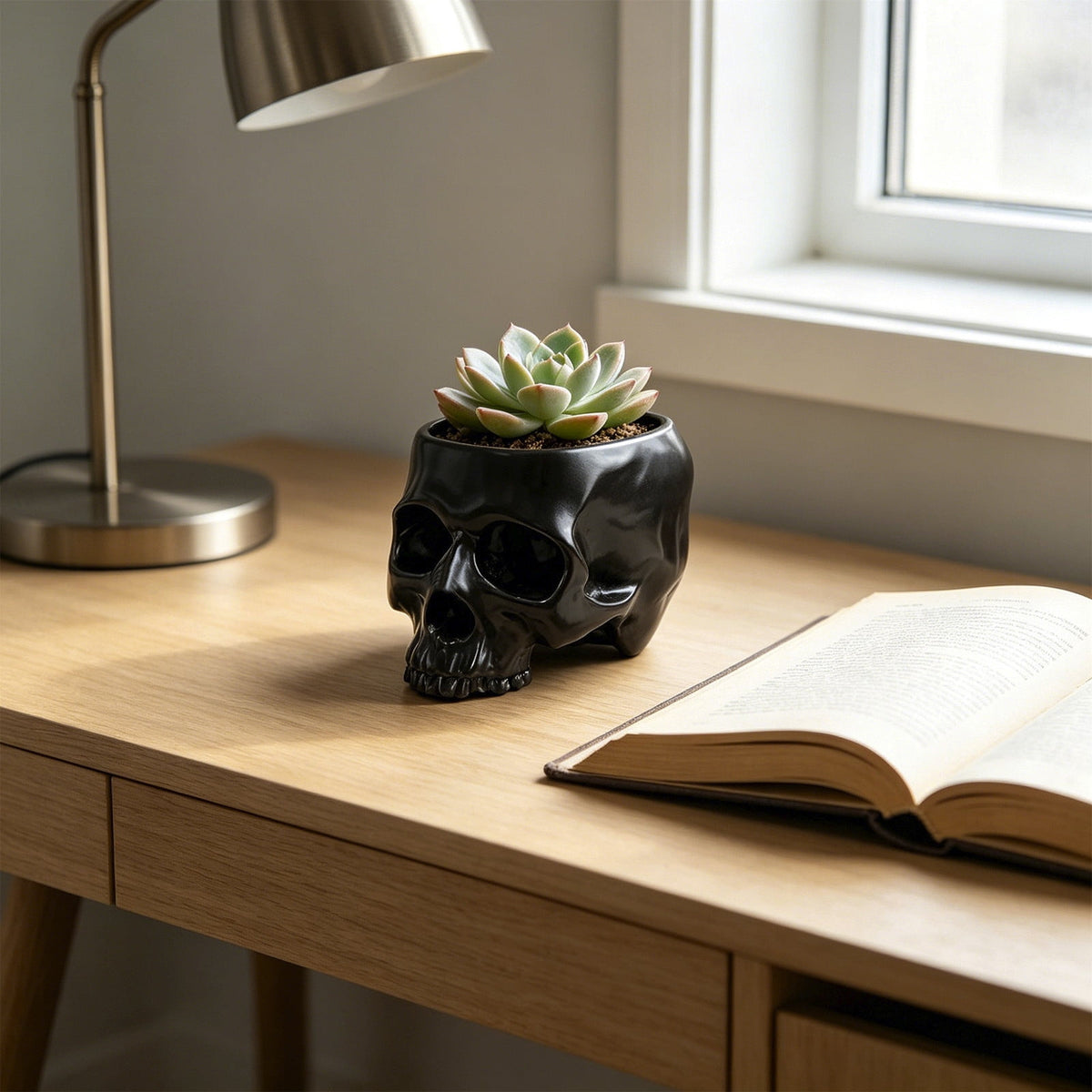 AuroraX Halloween Skeleton Head Plantser Halloween Resin Skull Flower Pot Indoor Spooky Cactus Candy Halloween Desk Decoration Black