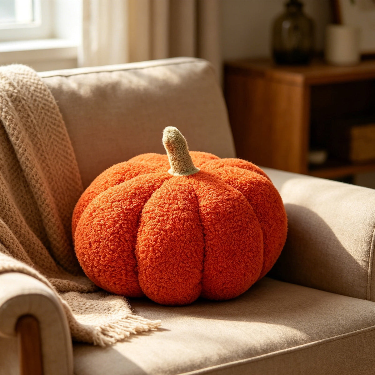 Yhmxh Soft Fluffy Pumpkin Throw Pillow, 3D Plush Sherpa Stuffed Pumpkin Cushion Decor, Cute Autumn Harvest Pumpkin Shaped Plush Toy for Sofa Couch Bed Farmhouse Thanksgiving Halloween Party Decor