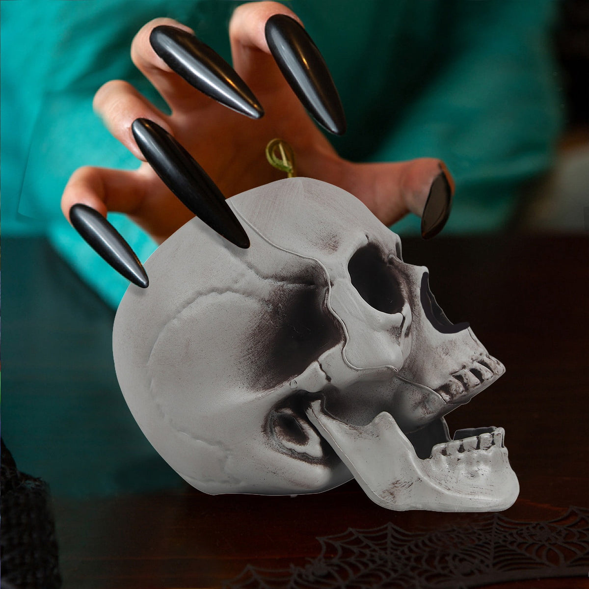 Realistic Human Skull Model Halloween Prop, Life Size Resin Skeleton Head Decoration for Party, Classroom, Medical Display, and Home Decor