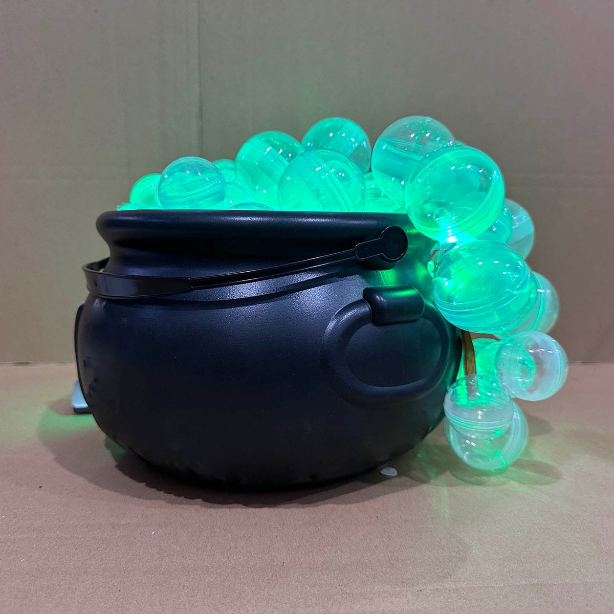 Muecwrye Halloween Decorations Outdoor, Halloween Clearance! Halloween Witches Cauldron on Tripod with Lights, DIY Bubbling Cauldron Set Decor for Home Porch Outside, Halloween Party Supplies