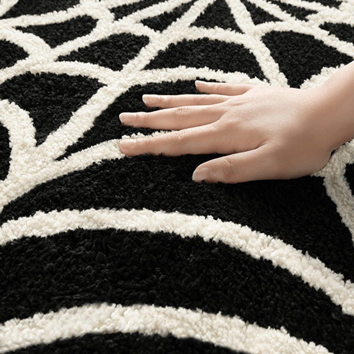 Konghyp Halloween Floor Mat Non-slip Rug, Cozy Spiderweb Decoration, Perfect for Living Room Entrance Bedroom, Ideal for Holiday Gathering, Indoor Use Entrance Mat